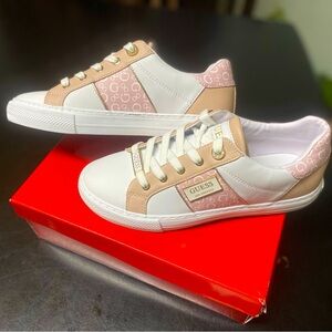 Guess Loom Low Top Sneakers Womens (Size 8)